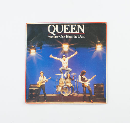 Queen - Another One Bites the Dust/Dragon Attack - EMI - 1980 - 45 giri - rock/prog