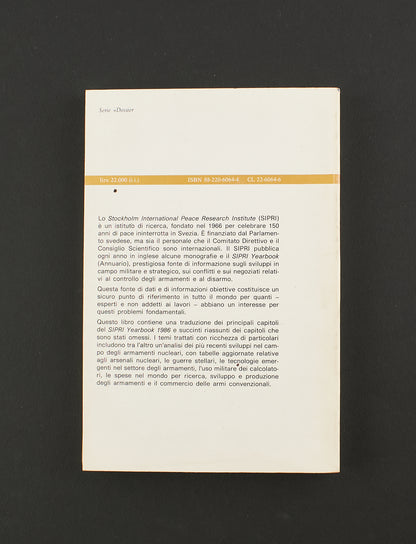 AA. VV. - Armamenti guerre stellari e disarmo oggi - 1^ Ed. Dedalo 1986 - costume e società