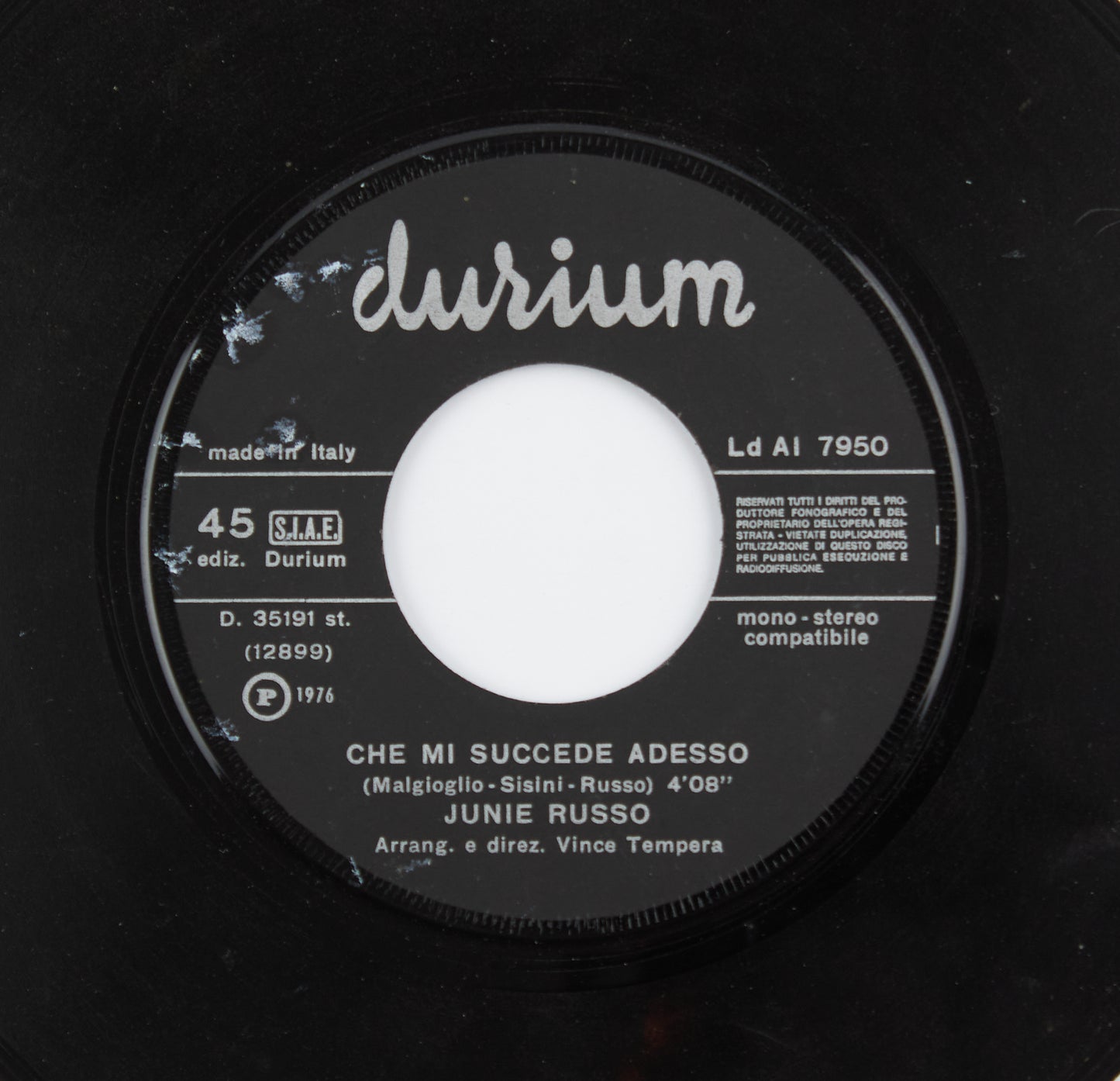 Junie Russo - Cosa mi succede adesso / Mai - Durium - 1976 - 45 giri - cantanti italiani