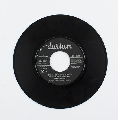 Junie Russo - Cosa mi succede adesso / Mai - Durium - 1976 - 45 giri - cantanti italiani